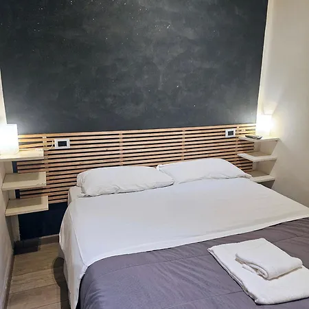 Cialdini 13 Guest house Rome