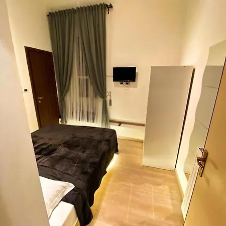 Guest house Cialdini 13 Rome